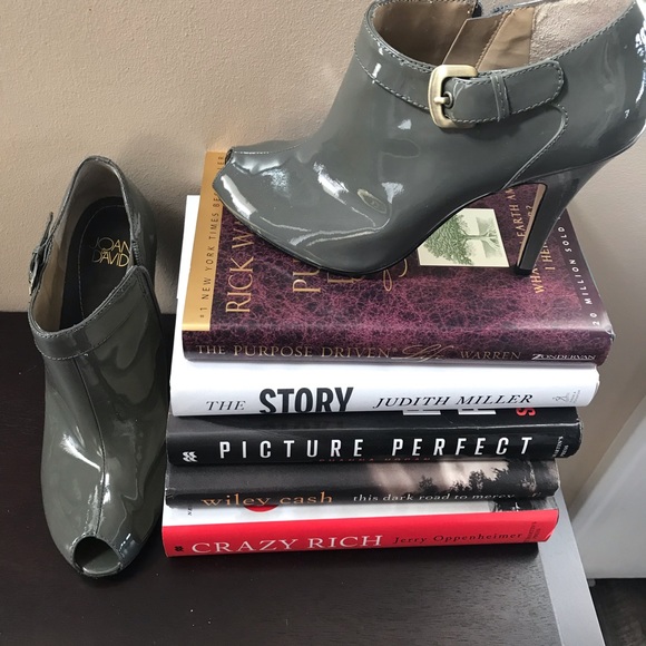 Joan & David Shoes - 🌸JoanDavid Heels🌸